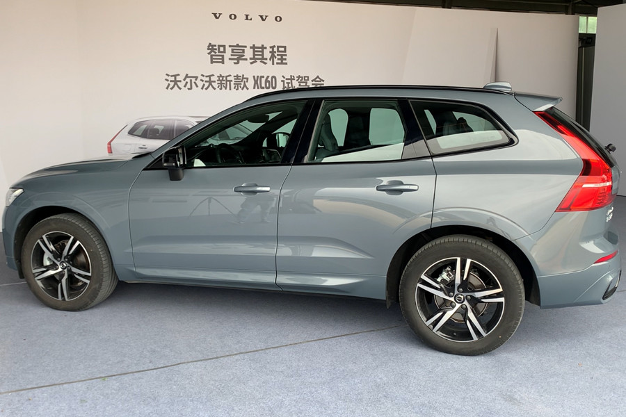 试驾新款沃尔沃xc60,全系加入48v轻混系统