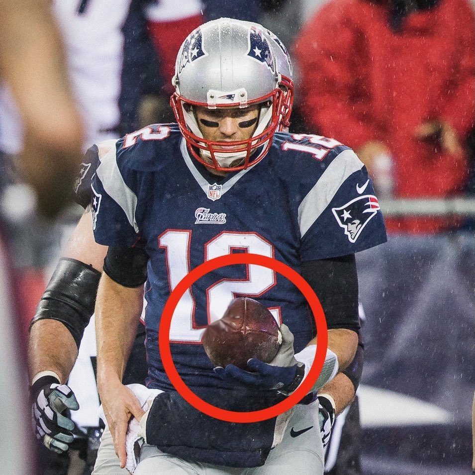 nfl七冠王玩梗上瘾 布雷迪亲自p图嘲讽罗杰斯