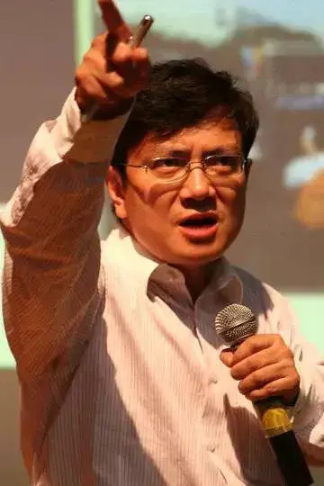 央视美女主持人张灵泉给陈磊投资,5年时间陈磊从月薪5000飙升2.2亿
