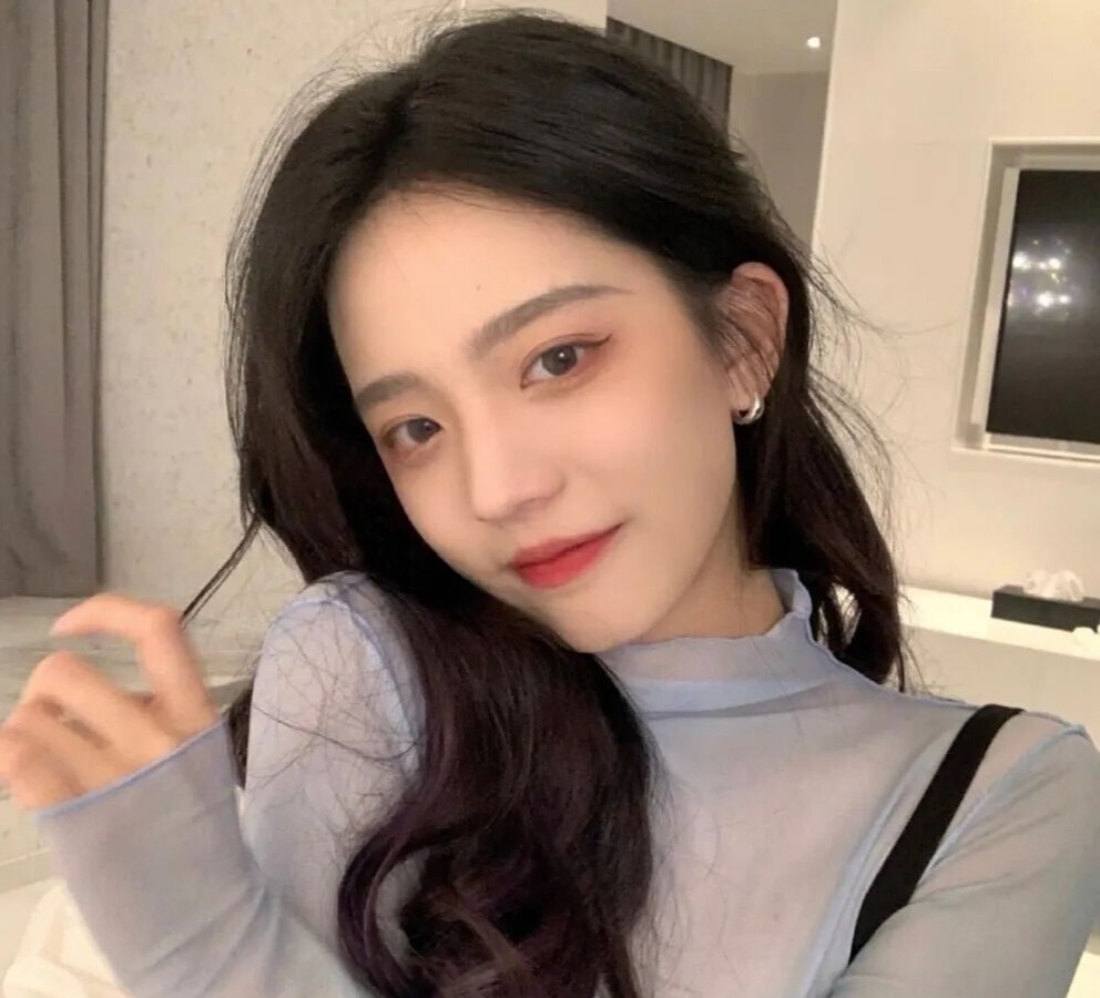 ins超有气质女生头像