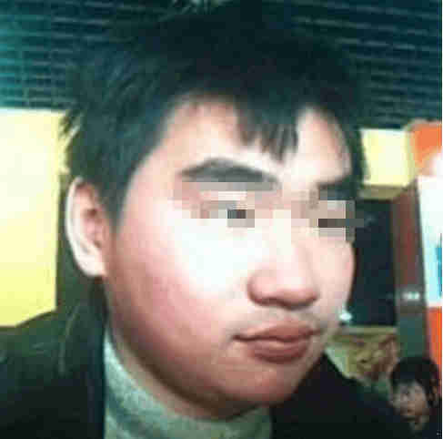 与丑男网恋3个月奔现,见到真人简直不敢相信,赚大了