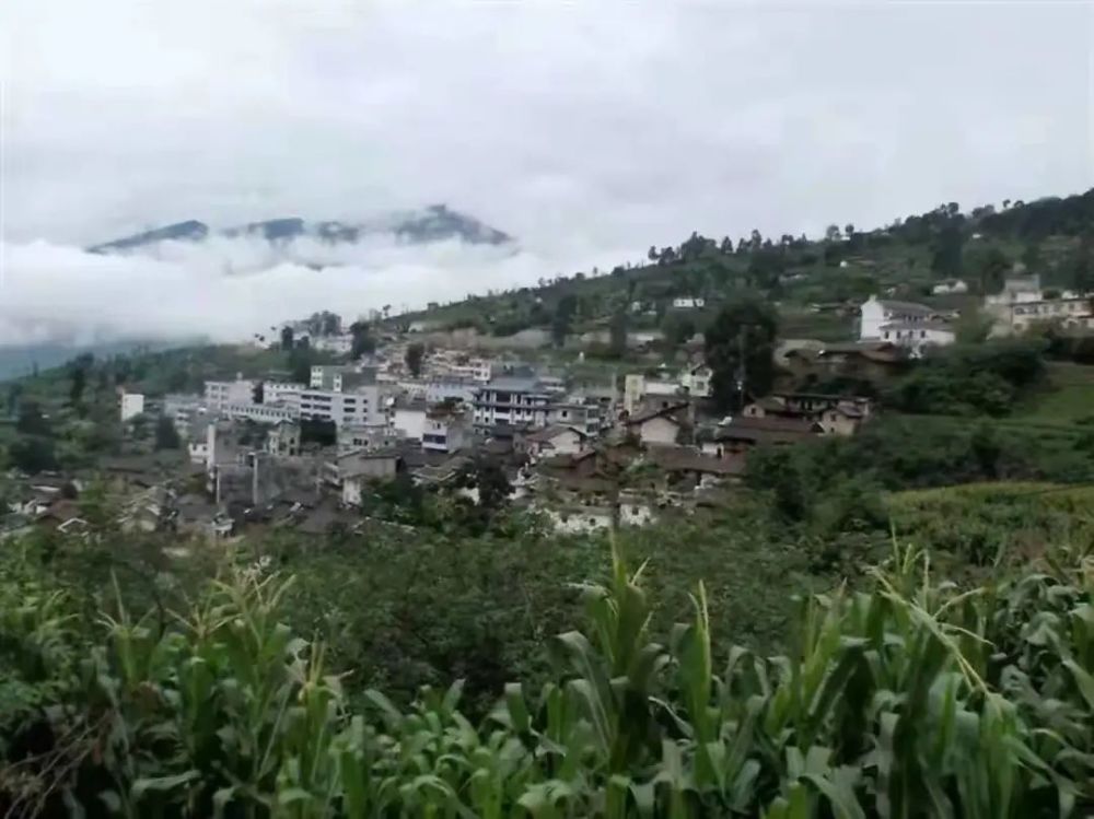 昭通巧家大山大水大电站大美大寨大变化