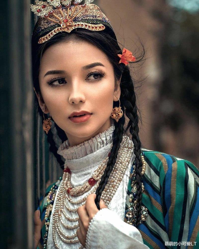 吉尔吉斯斯坦女孩