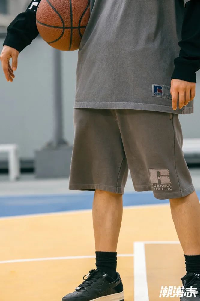 与街头文化联姻,来看russell athletic新季如何玩转潮流.