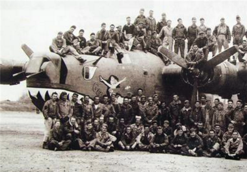 日本二战后gdp进入第二名_二战时期日本国内已空虚,为什么盟军不直接攻入东京,占领日本(3)