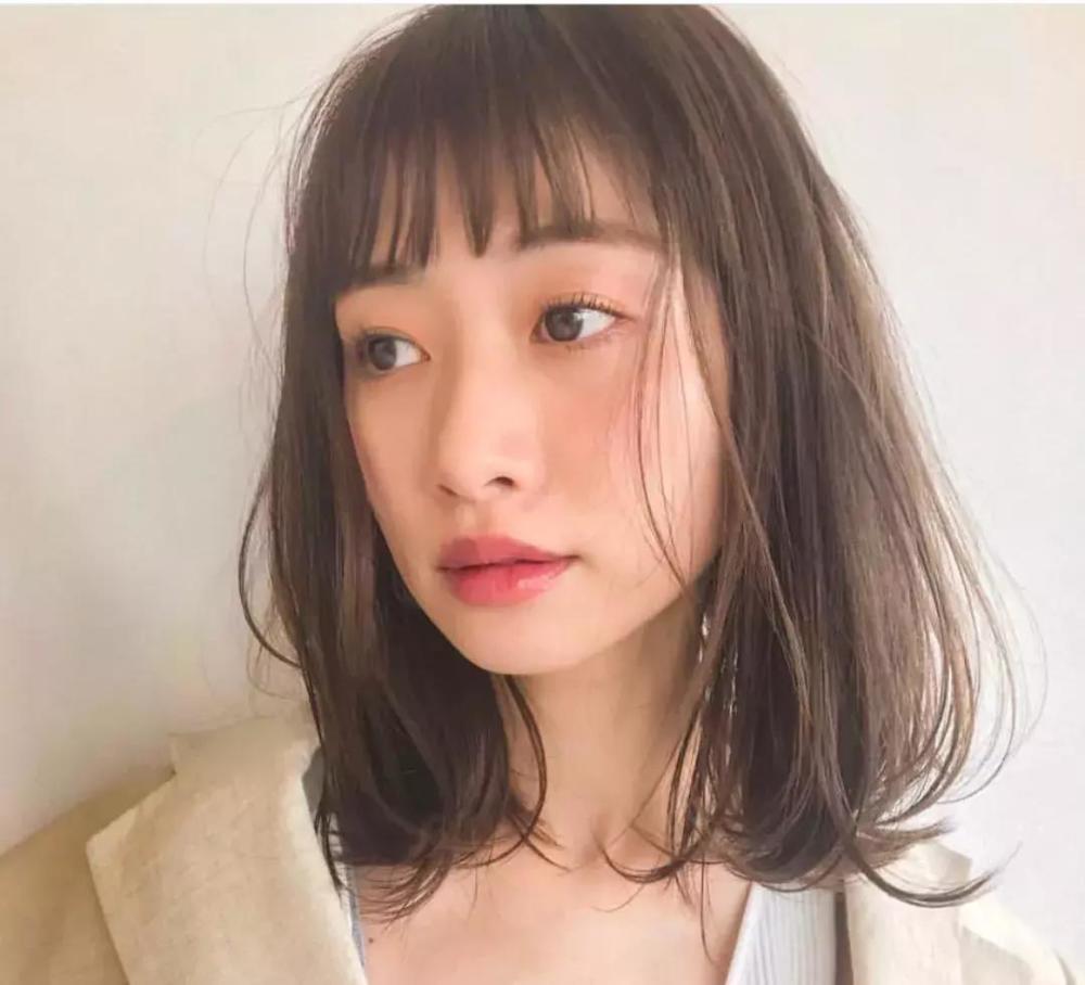 2019年最显气质的齐肩短发