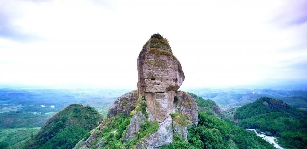 国家aaa级旅游景区——龙川县霍山风景区