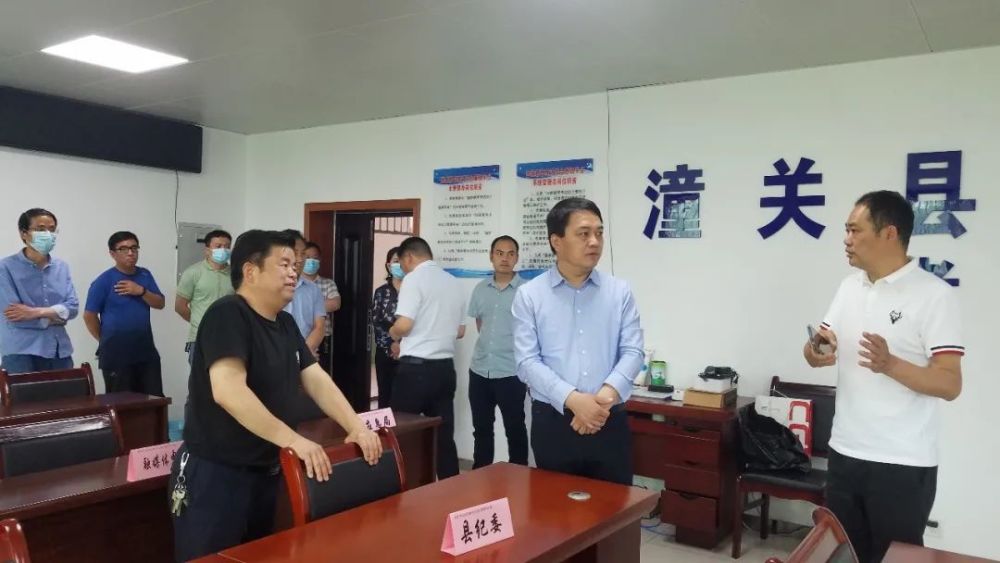 教育动态潼关县副县长张力检查指导2021年高考准备工作