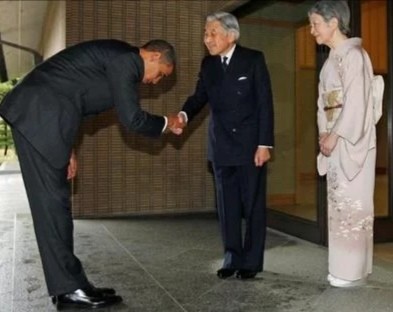 又见日本"躬匠精神",日本人为119人被错误接种常温疫苗鞠躬道歉!