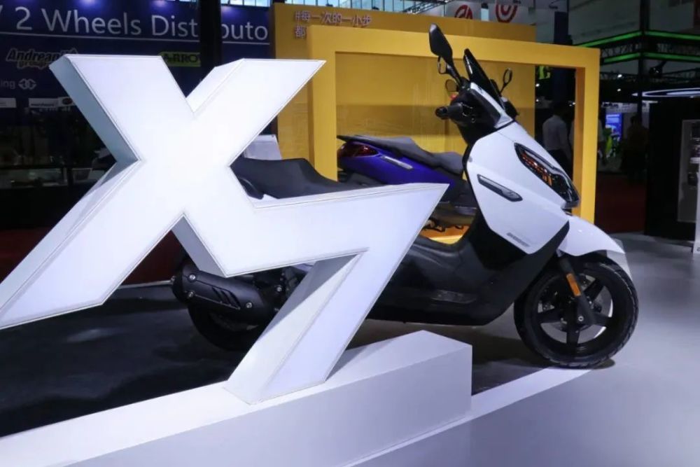 北京摩博会比亚乔旗下x7依然是王炸sr250和gpr250只能靠边站