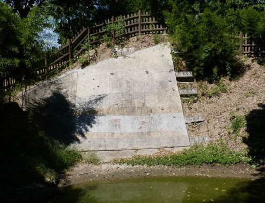 福泉山遗址此外,在良渚文化的张陵山,少卿山,龙山文化鹿台岗遗址等