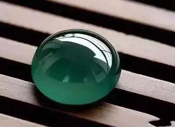 除了缅甸以外,竟然还有地方生产翡翠——传说中危料的