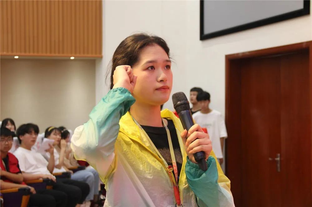 【青春海专】江苏省海门中等专业学校团校正式揭牌成立!