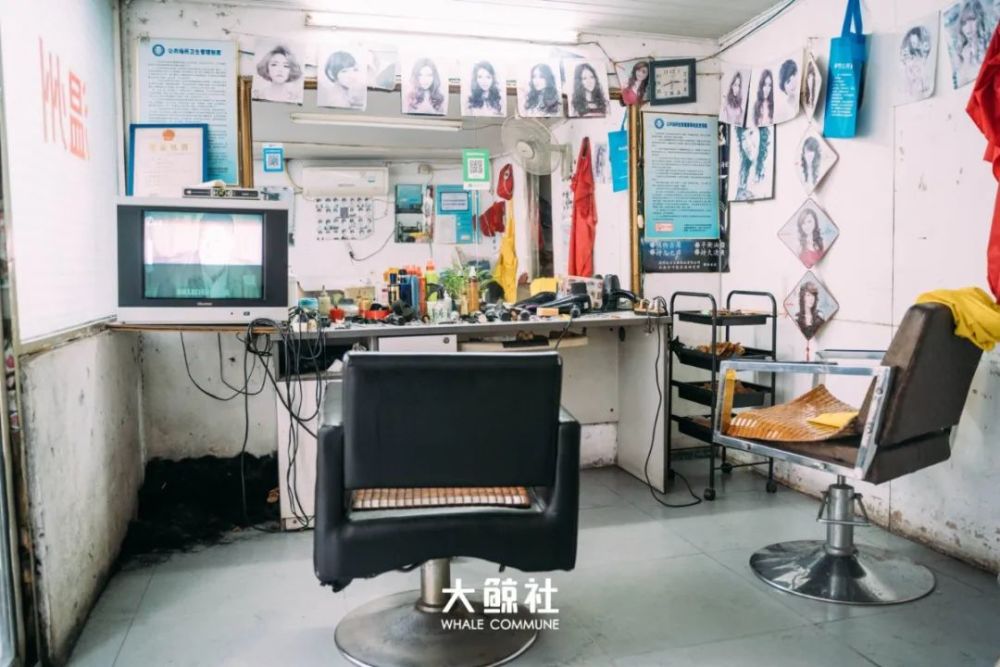 人物丨老式理发店,过去时髦的人都这样理发