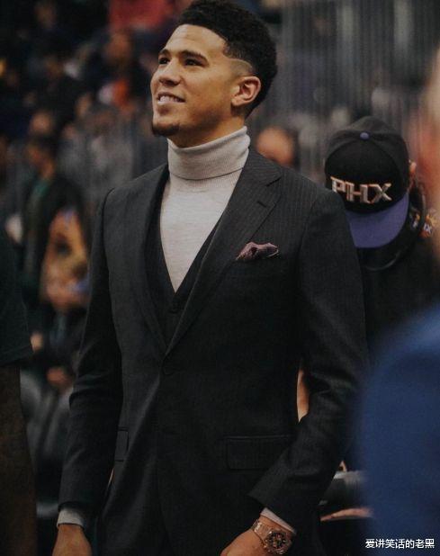 nba最帅球员!布克乔治的飒爽西装不输小鲜肉,东契奇像18岁高中生