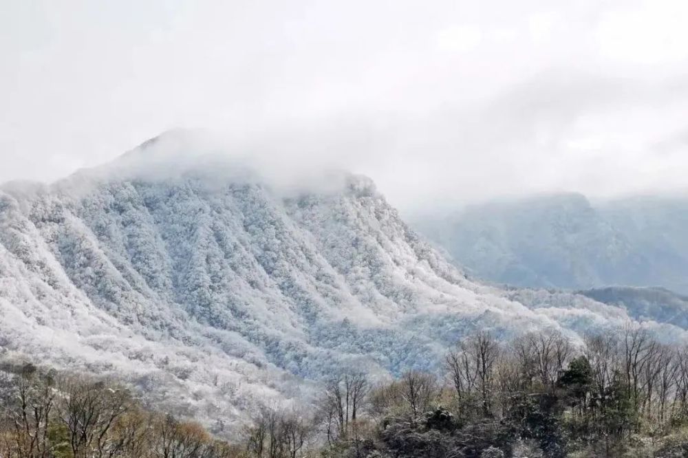 光雾山景区,米仓山景区,诺水河景区入选"中华秦岭100景"