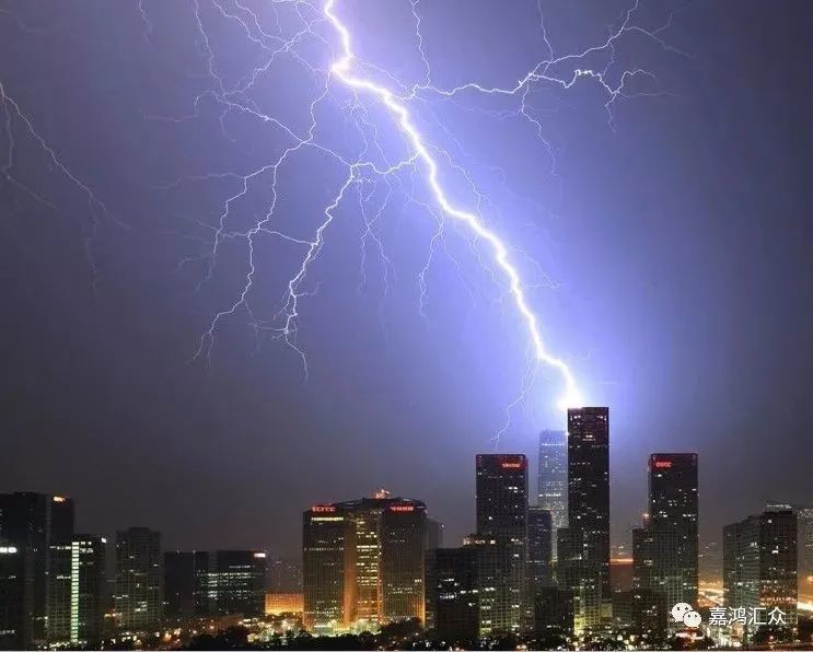 系统的影响,阵雨或雷阵雨天气将频繁光顾我市,降水的同时可能伴有雷雨