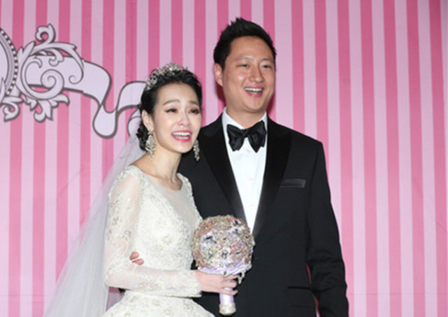 38岁王思佳宣布怀上女孩,富豪老公扬言:以后不准
