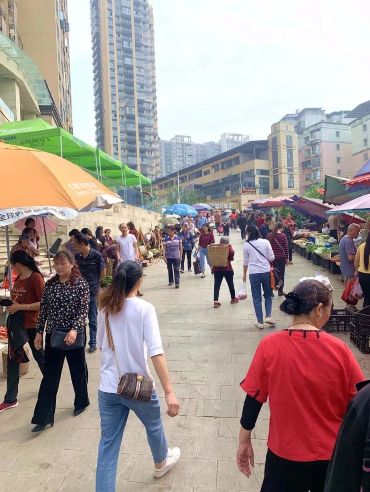 变了大竹的传统菜市场正在消失