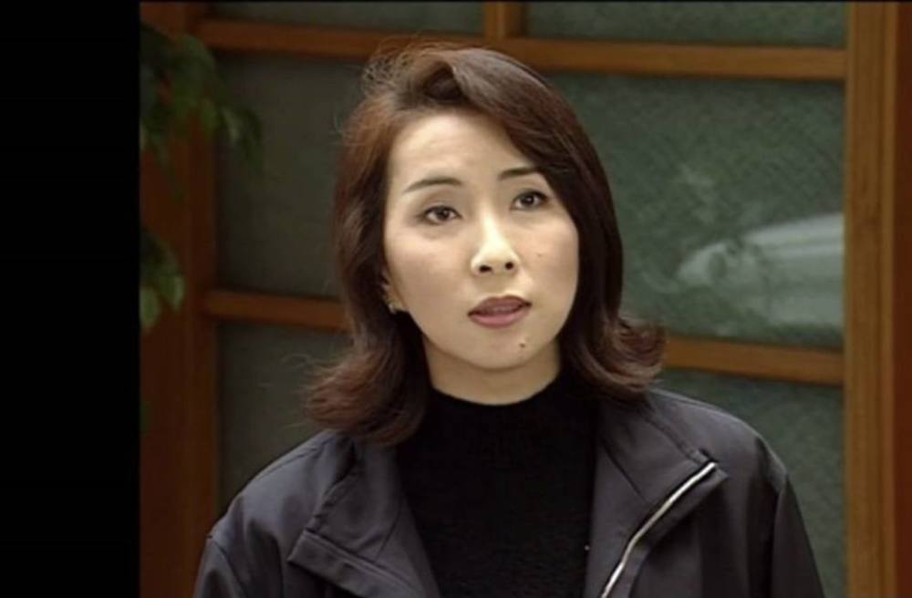 tvb"御用妈妈"陈秀珠新剧饰演硬朗老板娘,62岁仍单身