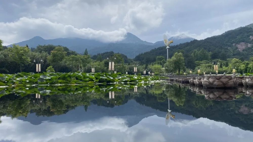 真香预警夏日清凉之地信阳灵山风景区优惠门票大放送