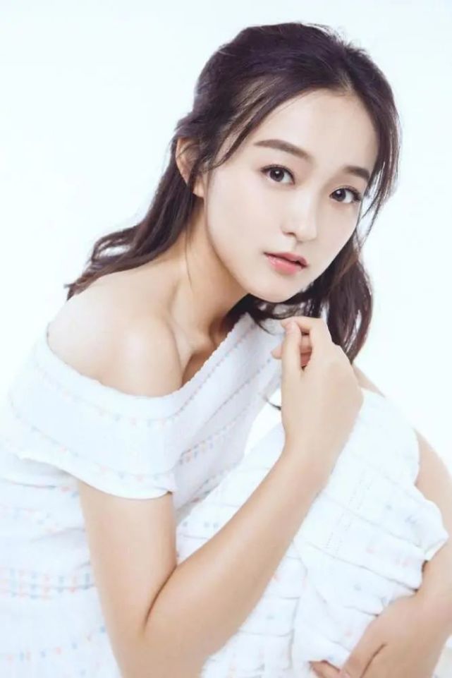 重庆美女明星盘点,个个气质脱俗,哪一位最让你心动呢?