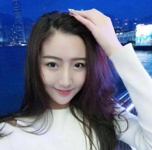 给大家盘点一下那些走红的6位记者,个个颜值与气质并存!