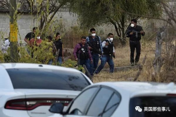墨西哥毒贩"刑讯逼供"警察,宣战"抓一个毒贩就杀两个警察!
