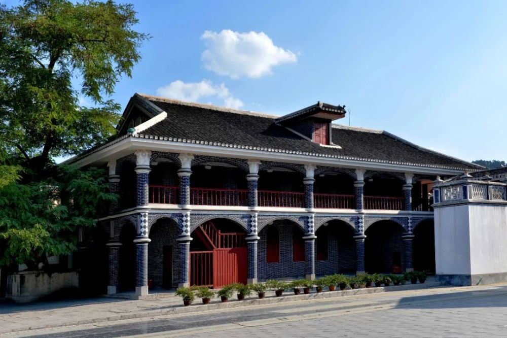 【聚焦"建党百年红色旅游百条精品线路"发布!遵义这些线路入选