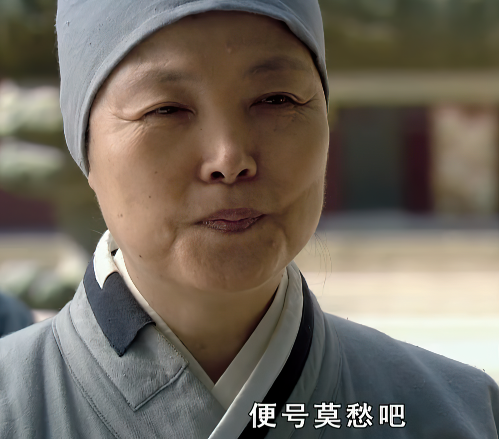 甄嬛传:甄嬛刚去甘露寺时,为何会被主持赐名莫愁?这背后满是讽刺