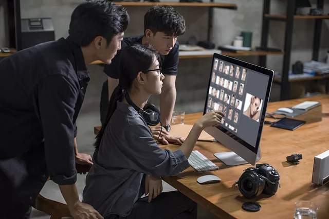 明星修图师:修一张红毯生图,我只能赚2毛5