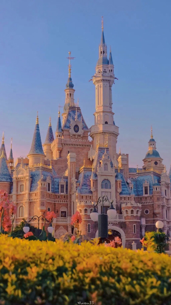超级好看的迪士尼城堡手机壁纸