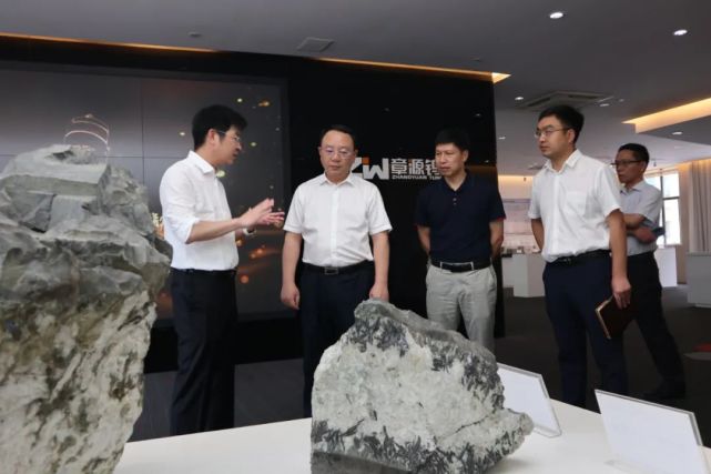 李国泉到企业走访调研