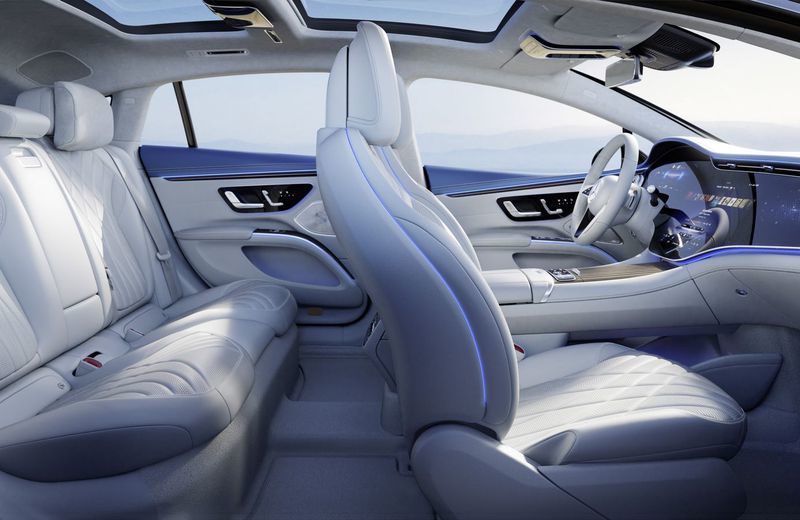 2022款梅赛德斯-奔驰eqs,一瞥汽车内饰的未来设计