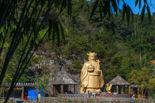 广宁县是全国最佳绿色生态县,绿化模范县,旅游资源丰富