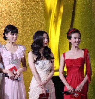 杨幂刘诗诗唐嫣同框梦回仙剑仙剑三过去的第12年龙葵雪见紫萱再次合体