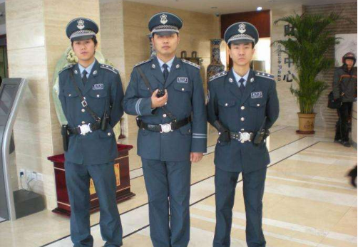 老总和保安_振邦保安公司老总背景
