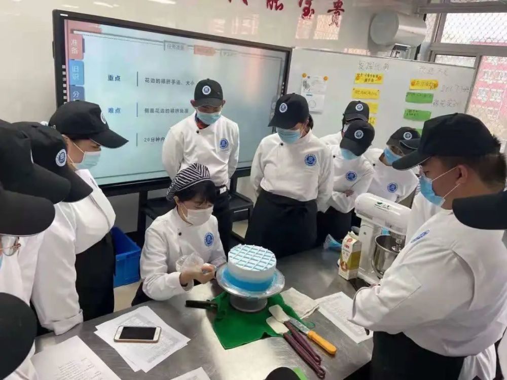北京轻工技师学院"王牌专业",如何培养"王牌烘焙学员"