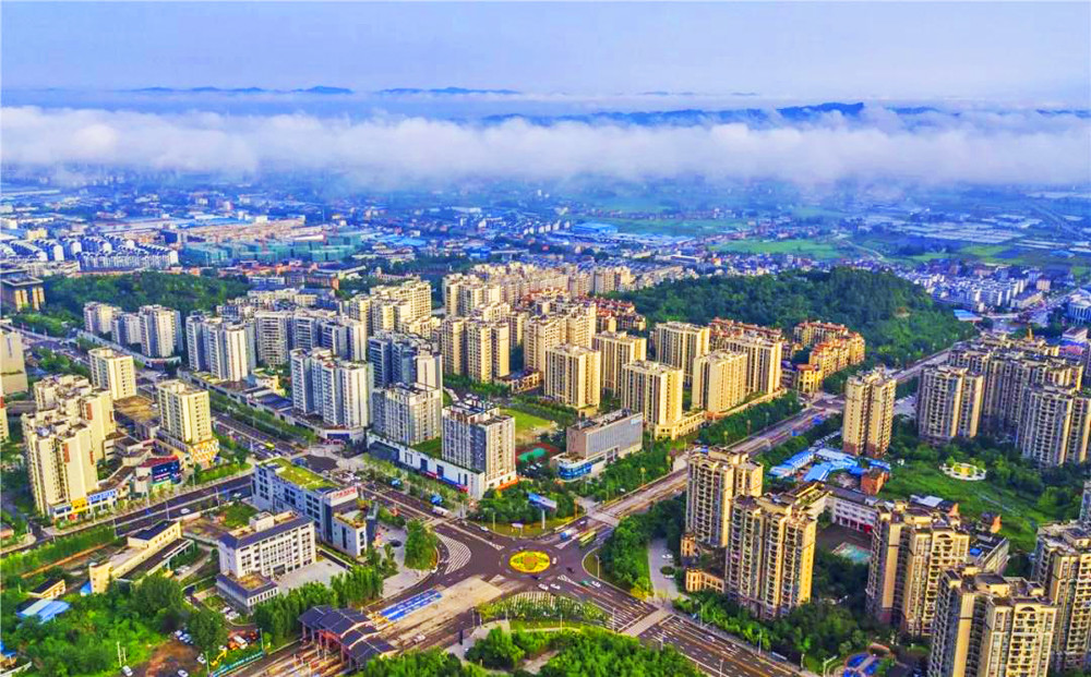 重庆梁平地势较好,为何人口数量赶不上开州,忠县等区县?