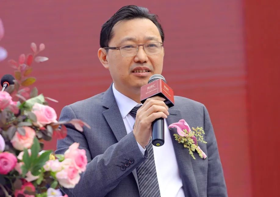 蔡风佳在致辞中表示:中建五局是合景泰富集团的战略合作伙伴,中建五局