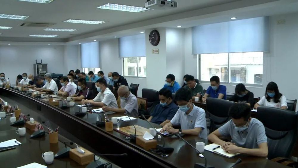 贫困户标准人均收入_小康家庭人均收入标准