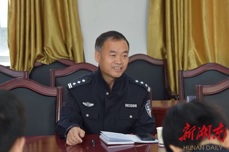 舍得一身剐 才敢干政法——记邵阳县公安局副局长刘青嘉