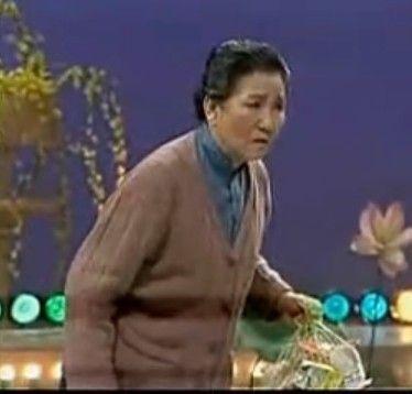 1999年深夜,赵丽蓉恳求安乐死,死前说出的人生遗憾令人泪奔