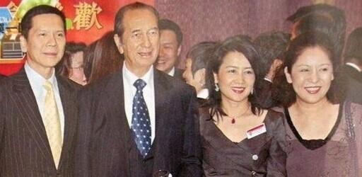 陈岚辟谣丈夫是特工!但向华强老父真的不简单,他当年真的是间谍