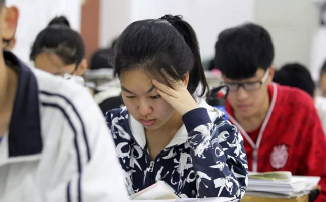 学生在面对学科时,学习心思不会认真投入