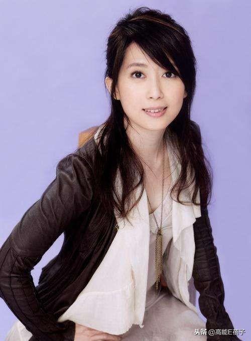 孟庭苇被曝出轨女助理遭前夫手撕两败俱伤12岁儿子一语戳真相