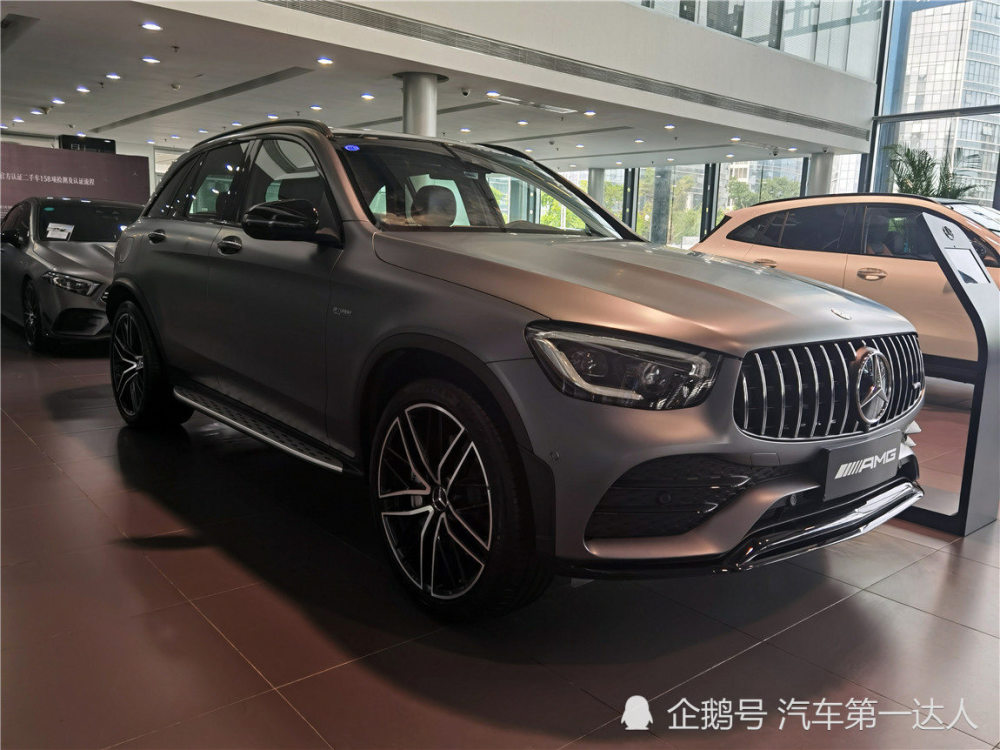 奔驰glc43amg4matic哑光灰黑内最新款