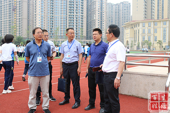 6月2日,青白江区人民政府教育督导责任督学黄观友,唐俊,余卫东,陈绍有