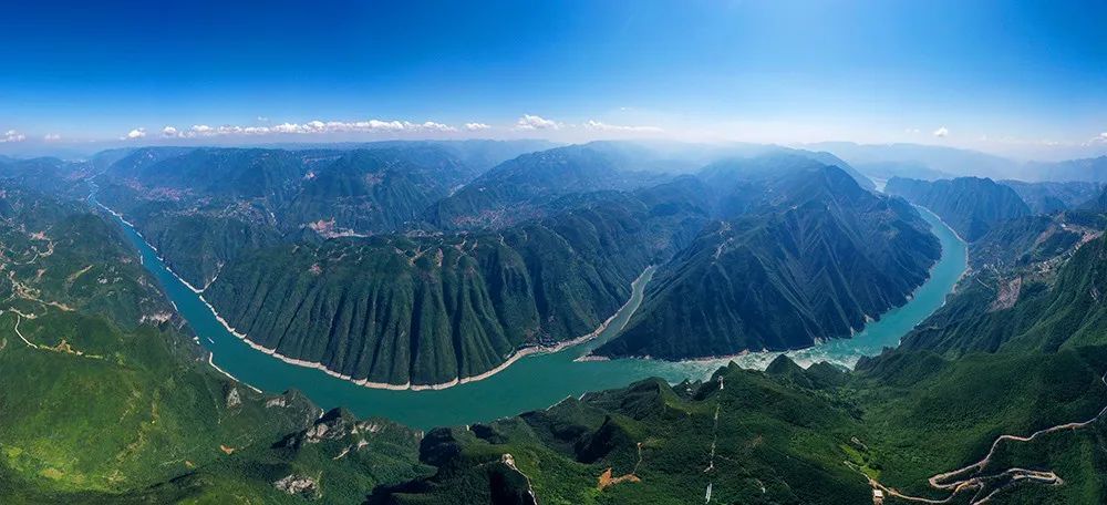 山城诗画中的巫山十二峰