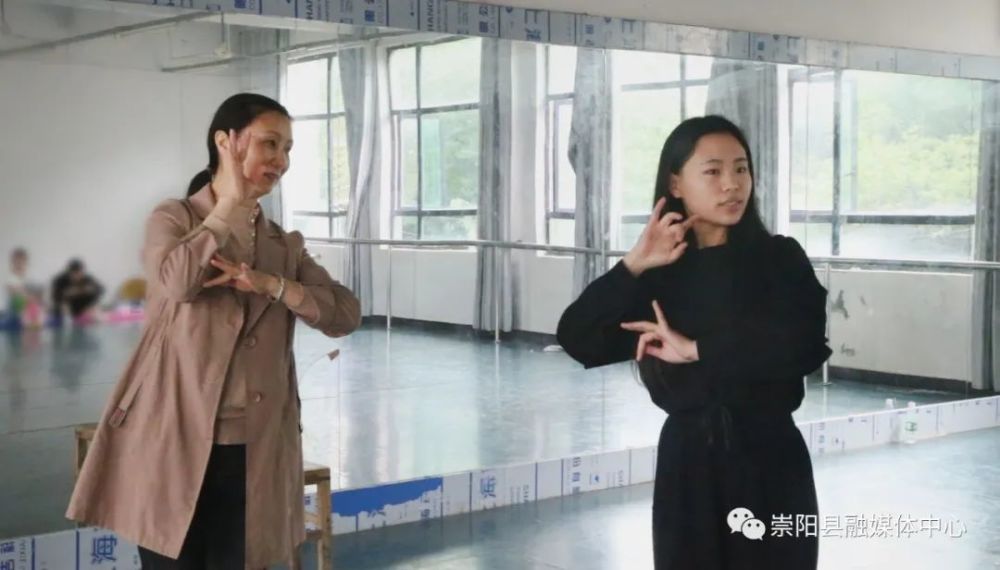 崇阳"非遗"提琴戏 传承百年文化